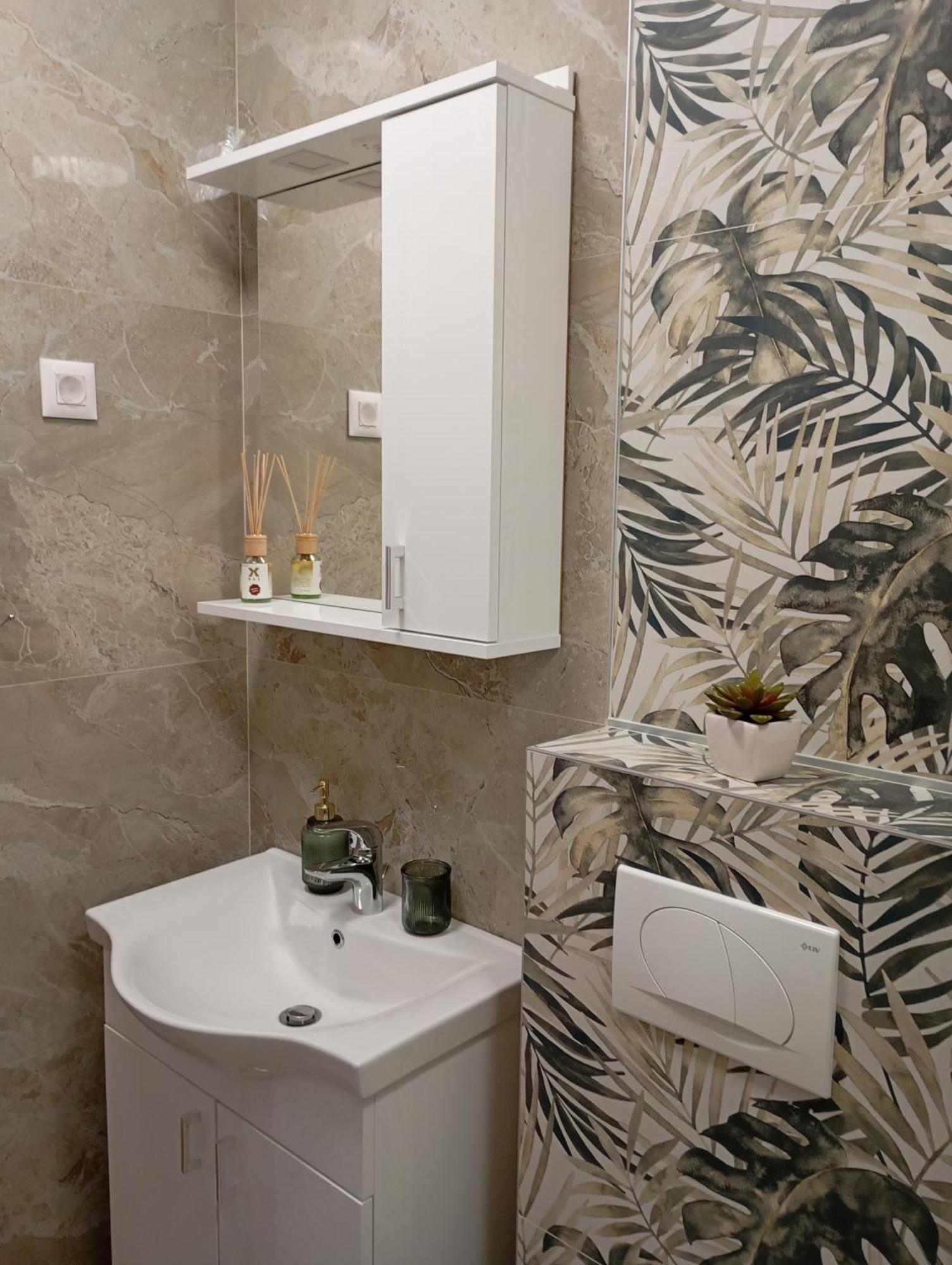 House Daniela Apartment Omisalj ภายนอก รูปภาพ